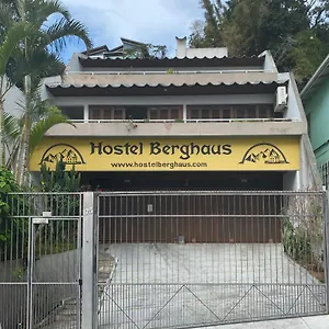 https://hostel-berghaus.santa-catarina-brasil.com