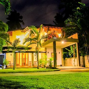https://villa-dominikku.negombohotels.net
